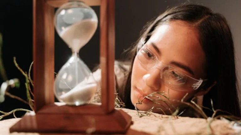 Discovering the Hourglass: A Timeless Symbol of Time and Innovation