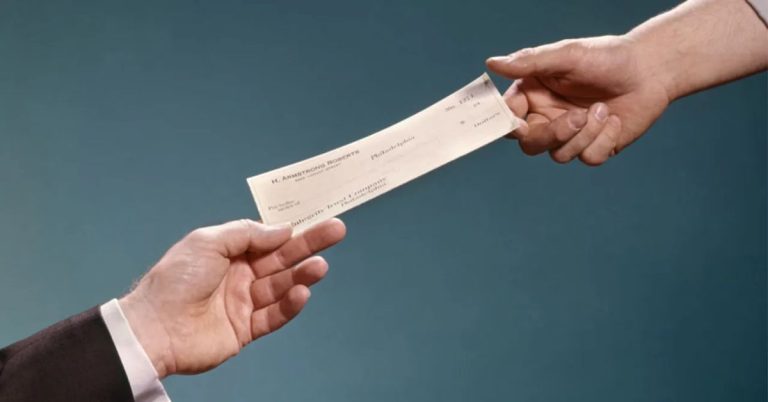 Unraveling the Case of a Massachusetts Man Involved in Casino Check Fraud